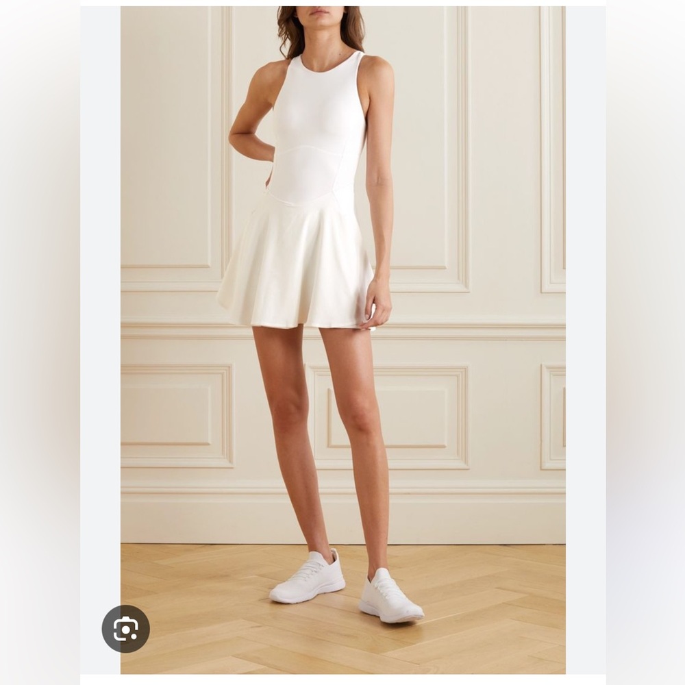 Lululemon court crush everlux dress
